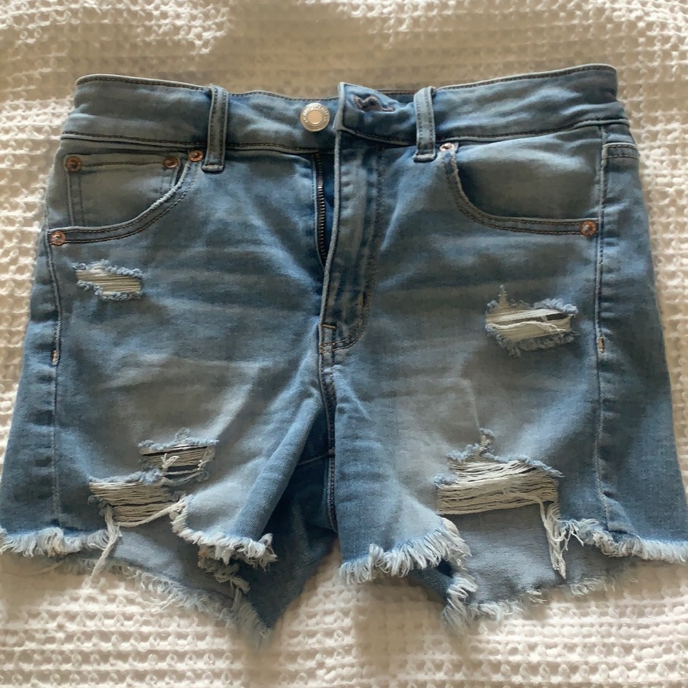 American eagle cut off short